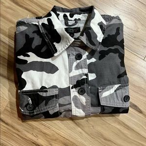 Topshop Camo print crop denim jacket Sz. S4-6